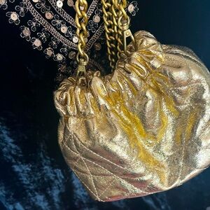 ZARA GOLD QUILTED SMALL CHAIN BAG